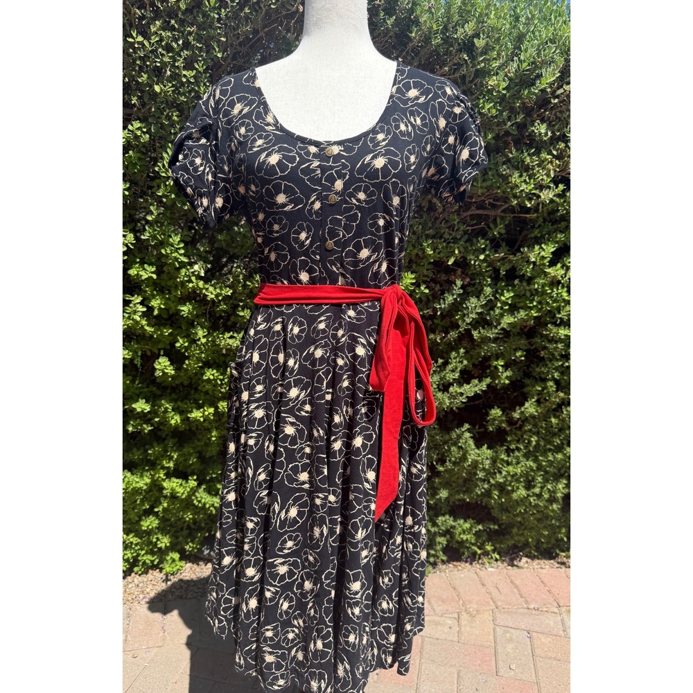 Effies Heart Black Cream Floral Fit Flare Dress Red Sash Pockets Large